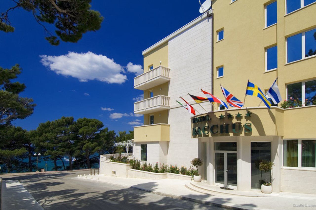 Hotel Bacchus