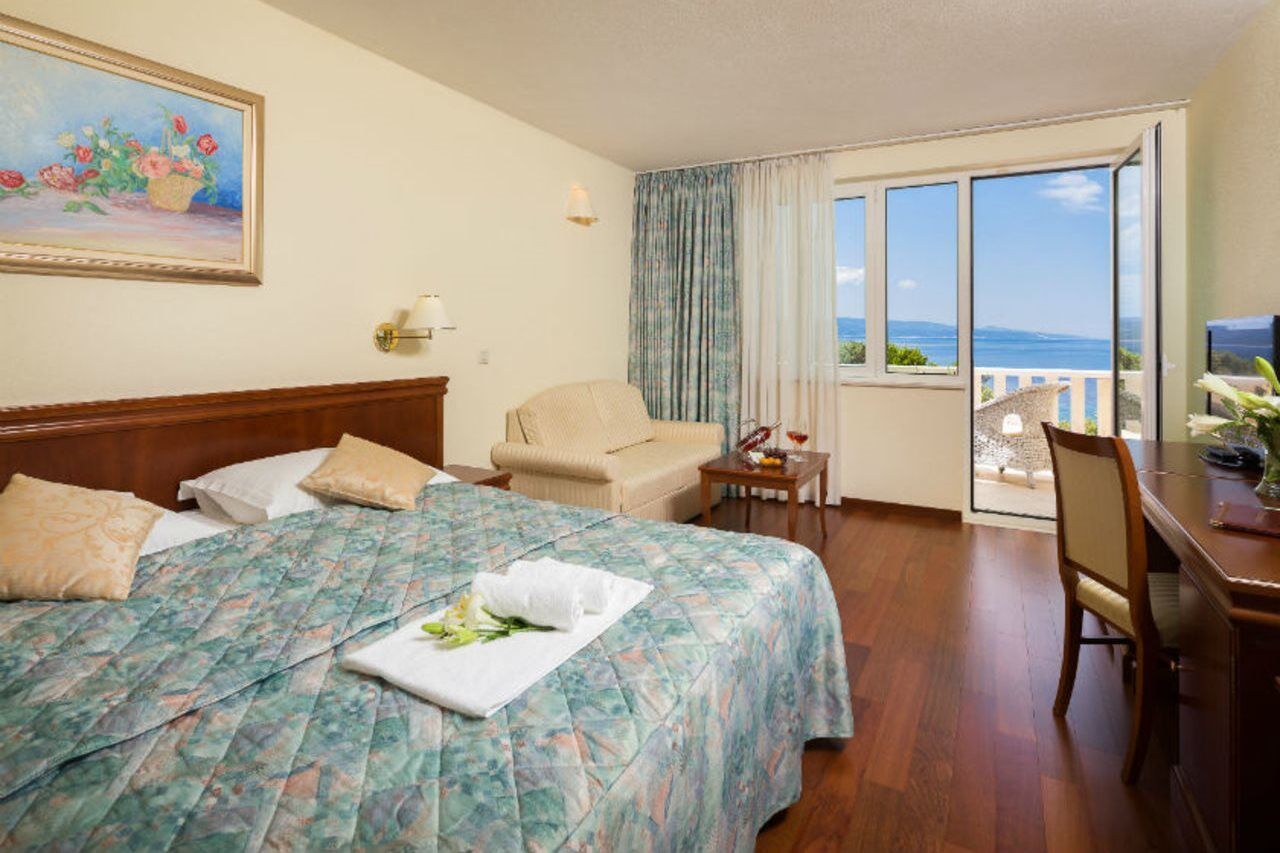 Bacchus Hotel