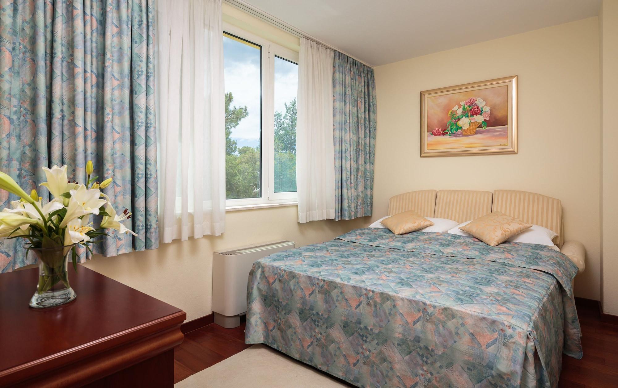 Bacchus Hotel Baska Voda