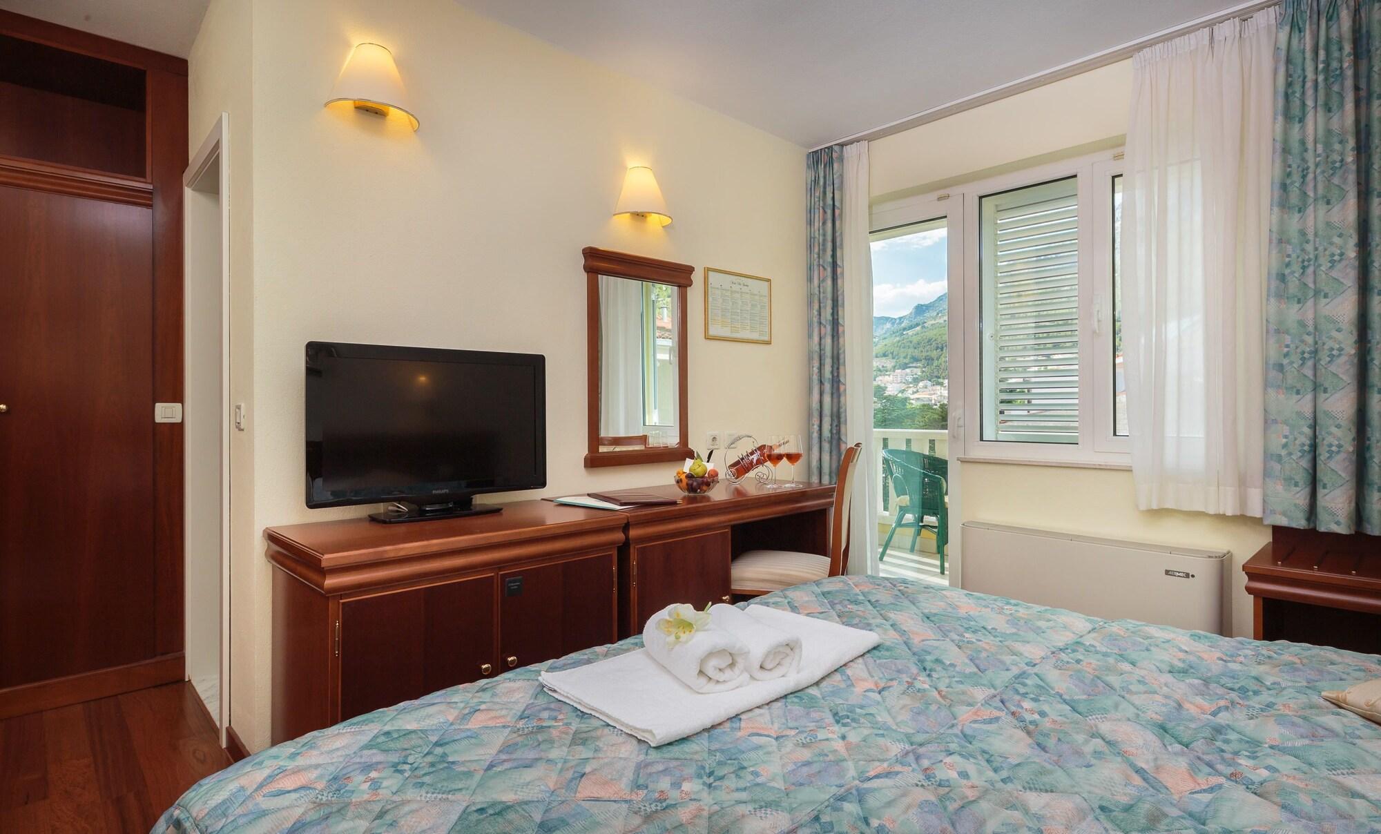 Bacchus Hotel 4*