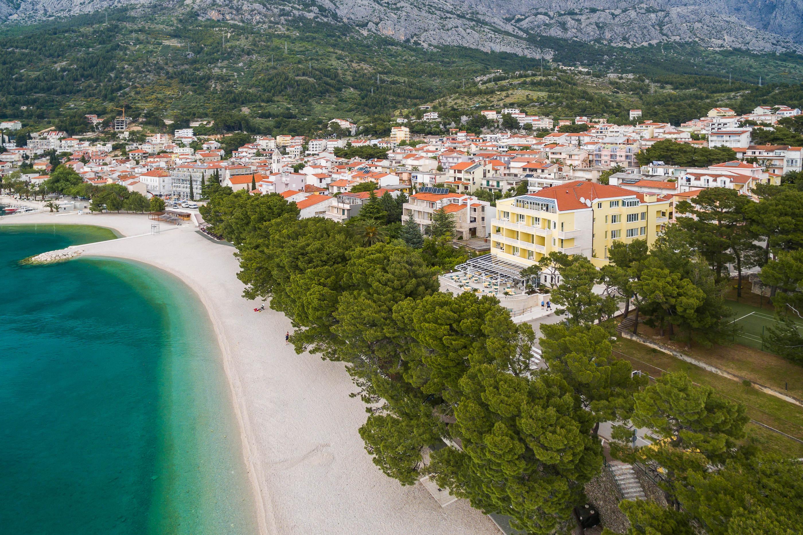 Bacchus Hotel Baska Voda