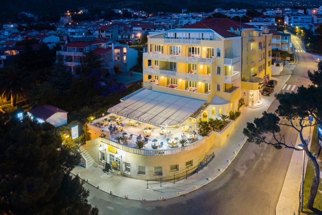 Bacchus Hotel 4*